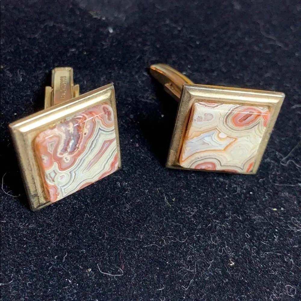 PAT2472958 Signature 1948 Submission Agate?/Gold